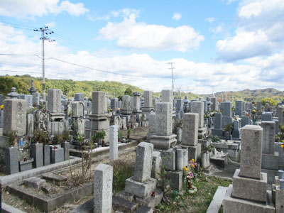 木津川市にあるお墓、上狛墓地